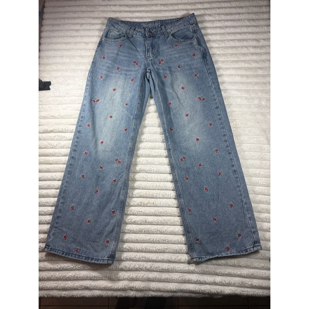 Urban Weekend 7 Rose Embroidered Denim Jeans Style 84578J Size 7